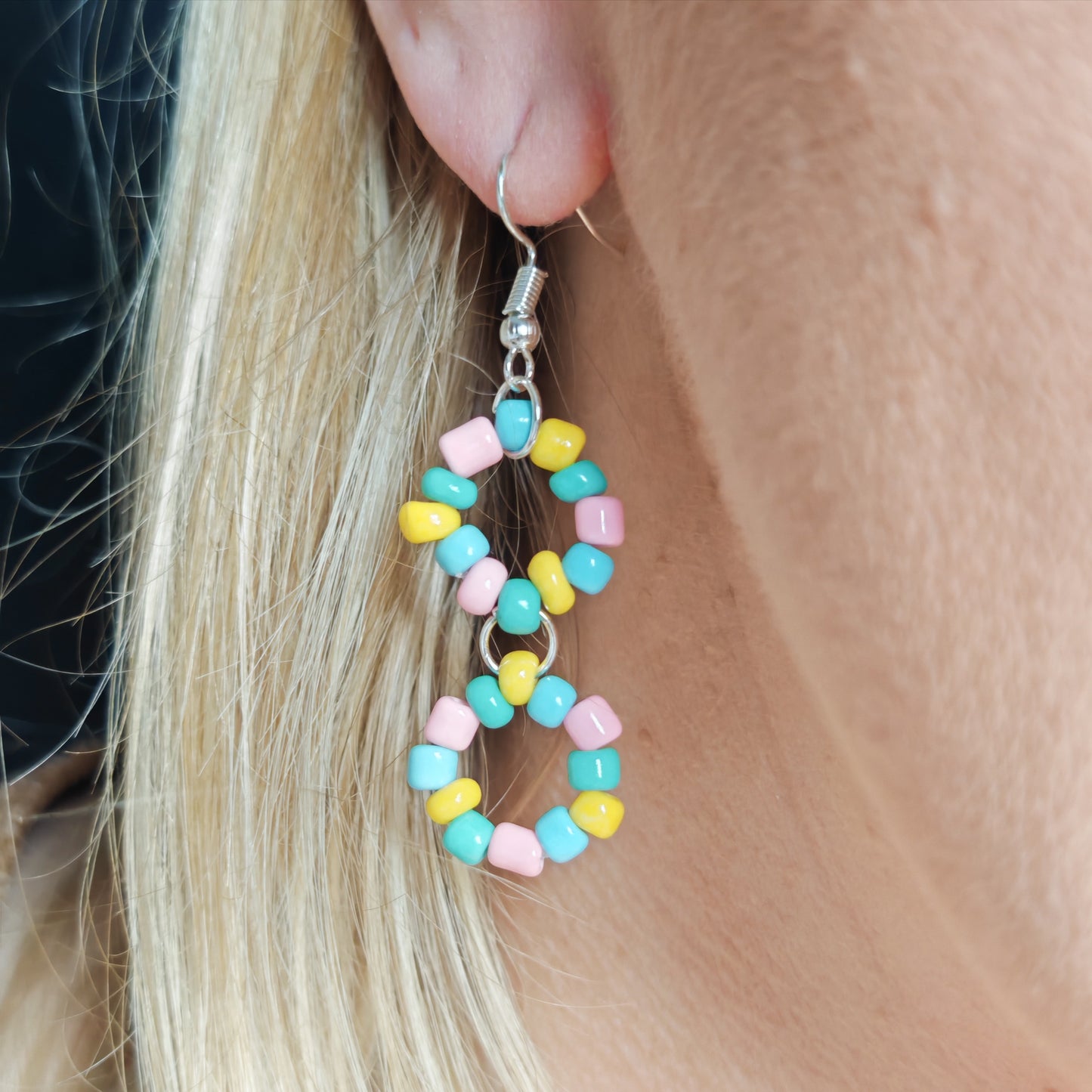 ENSOLEILLÉE - boucles d'oreilles - perles de verres colorées