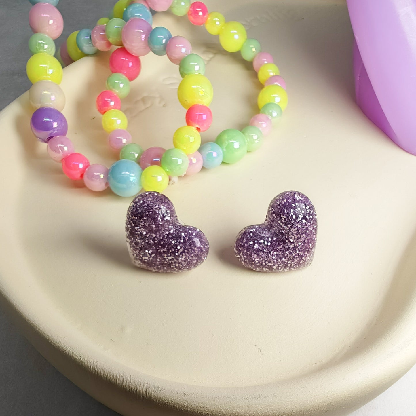AMOUREUSE - boucles d'oreilles - cœur paillettes sur tige - PLUSIEURS COLORIS