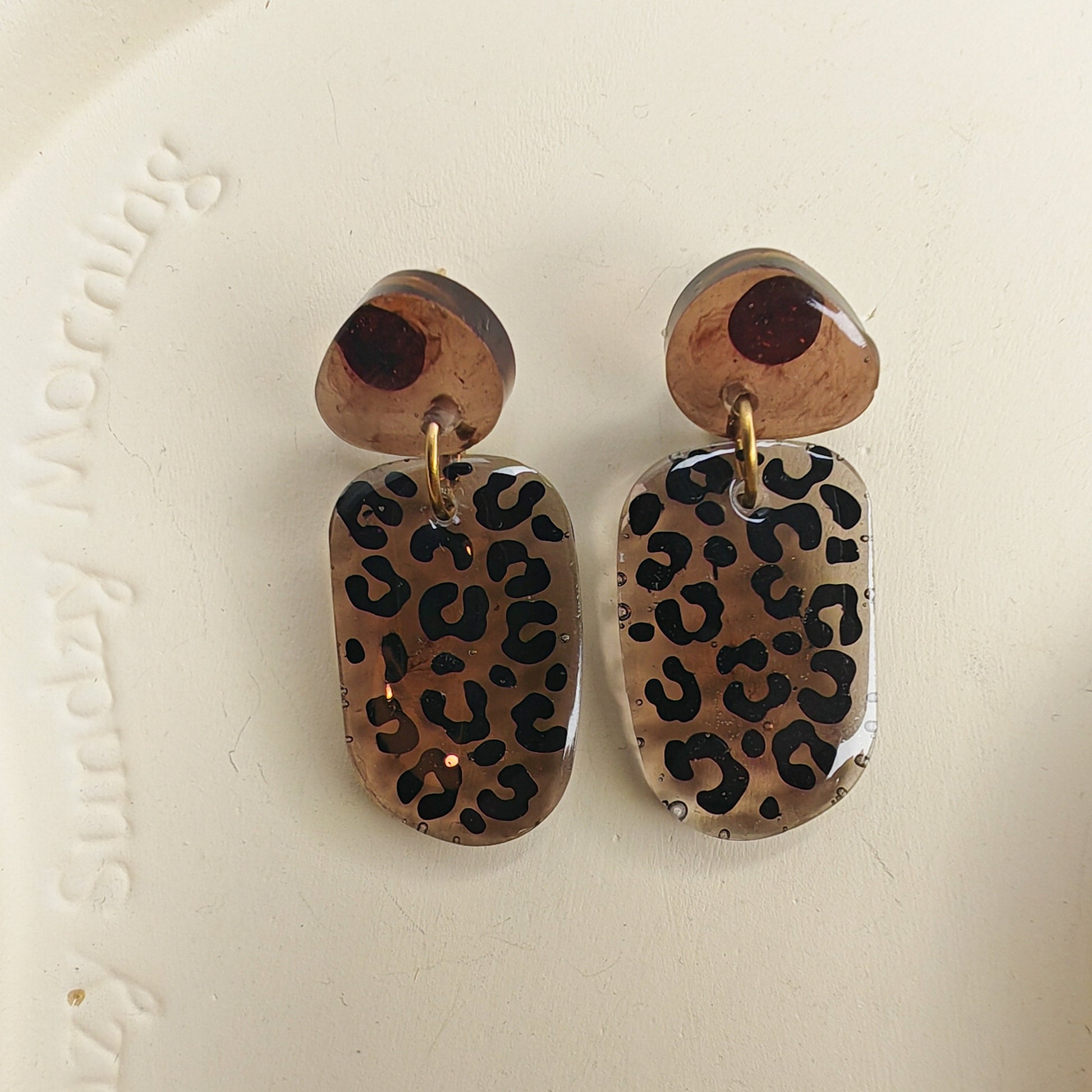 boucles d'oreilles motif leopard SAUVAGE