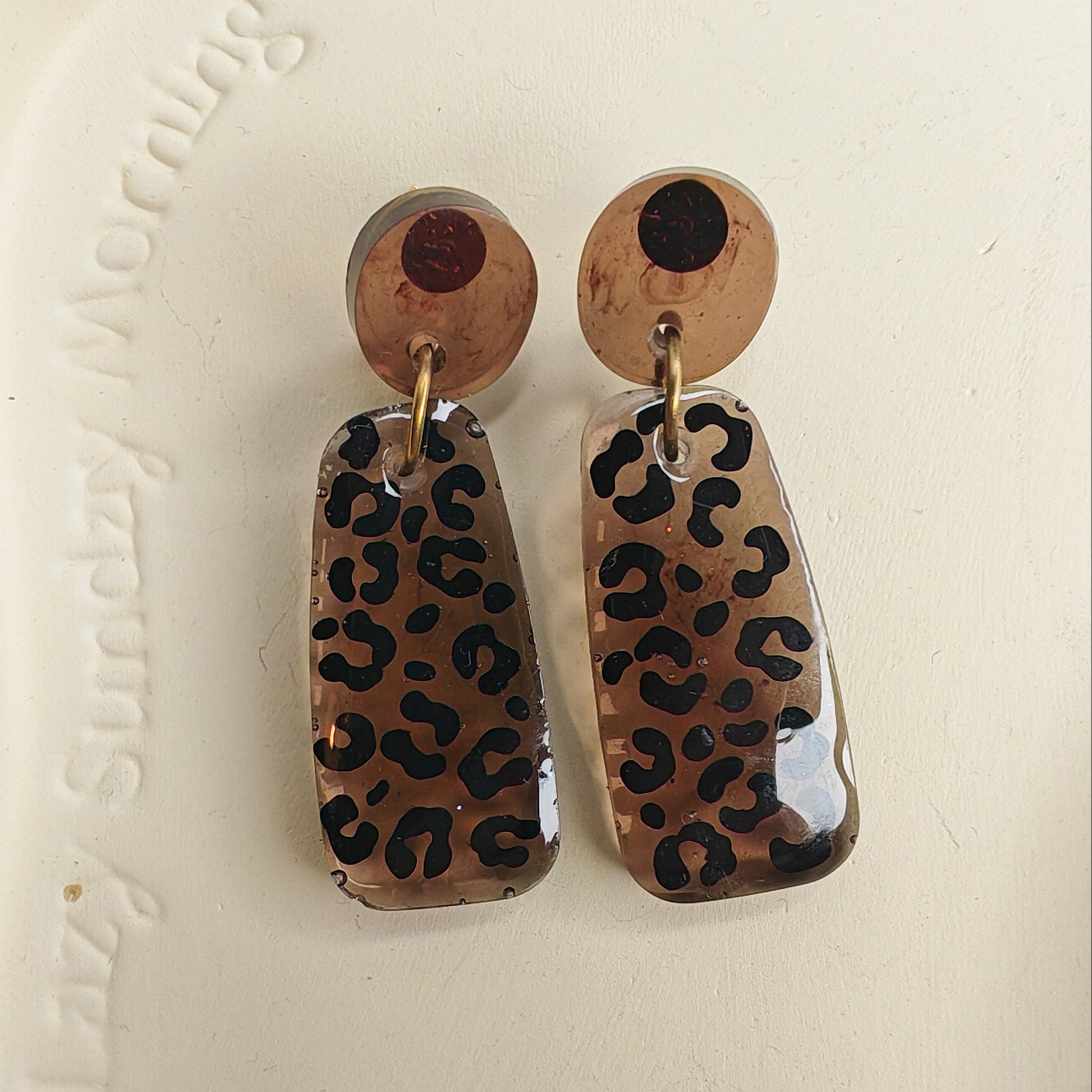 boucles d'oreilles motif leopard SAUVAGE